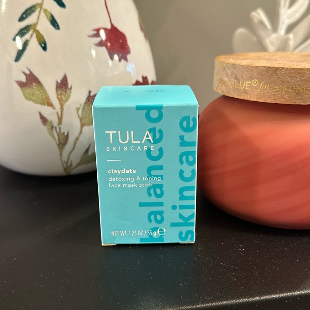 TULA claycation™ detoxing & toning face mask stick